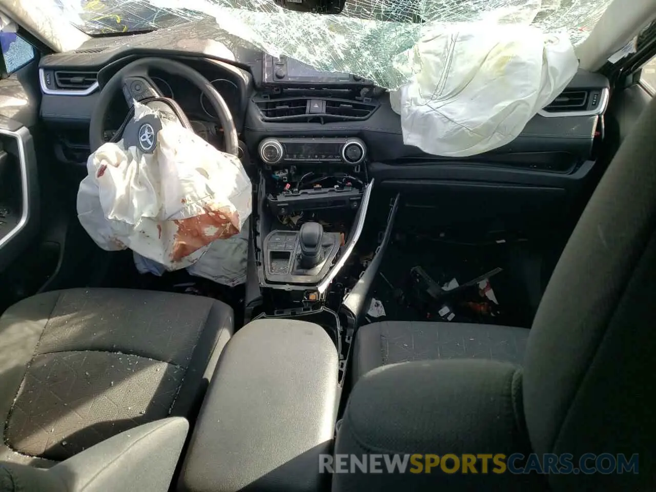 9 Photograph of a damaged car 2T3W1RFV6MW112625 TOYOTA RAV4 2021