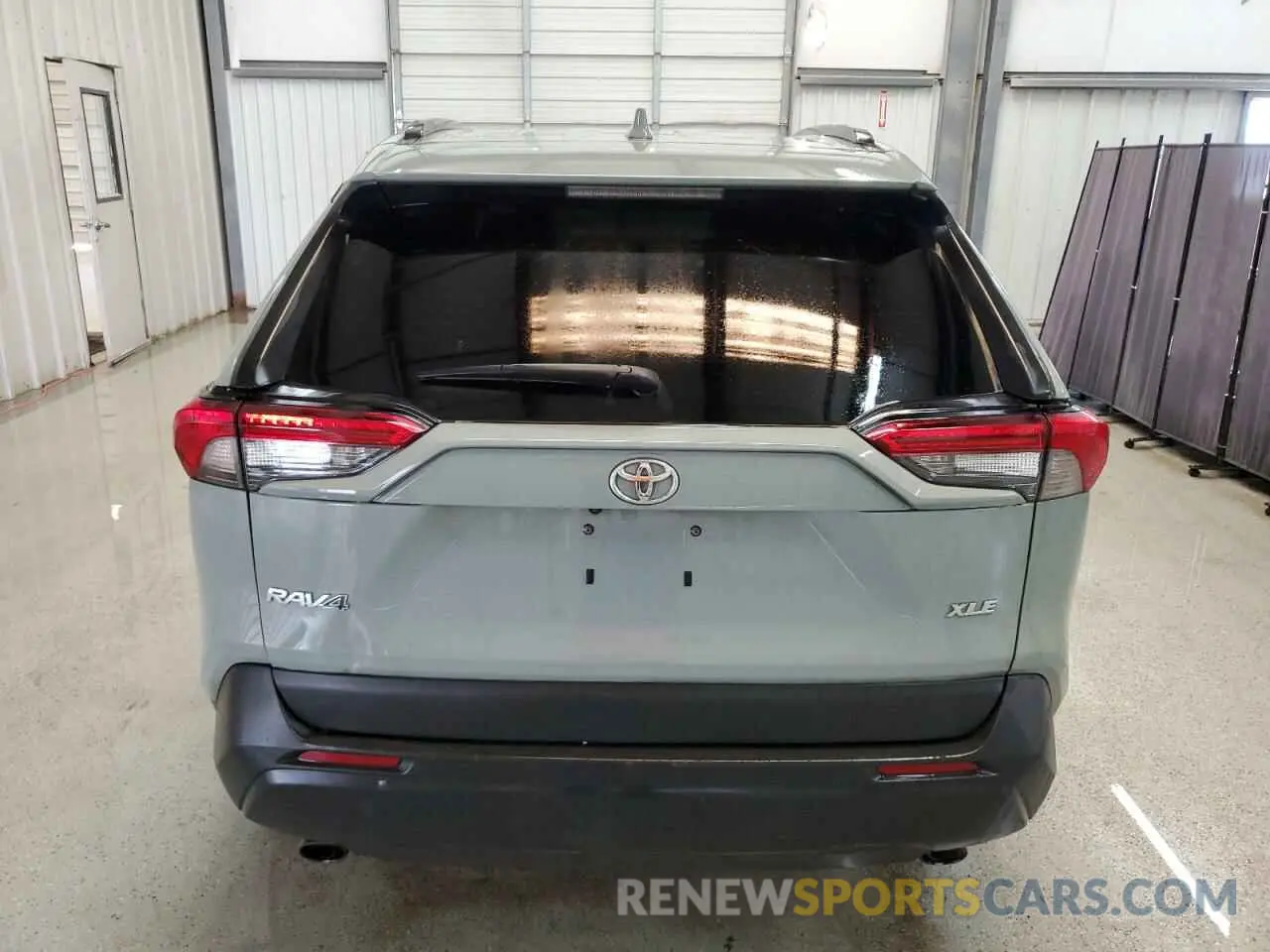 6 Photograph of a damaged car 2T3W1RFV6MW125973 TOYOTA RAV4 2021