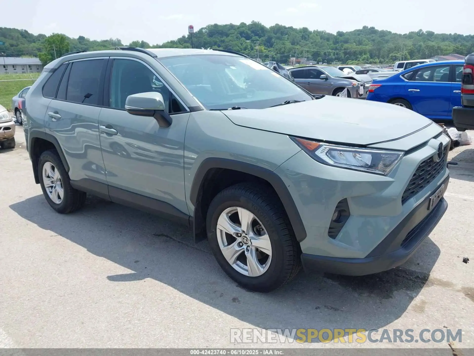 1 Фотография поврежденного автомобиля 2T3W1RFV6MW152395 TOYOTA RAV4 2021