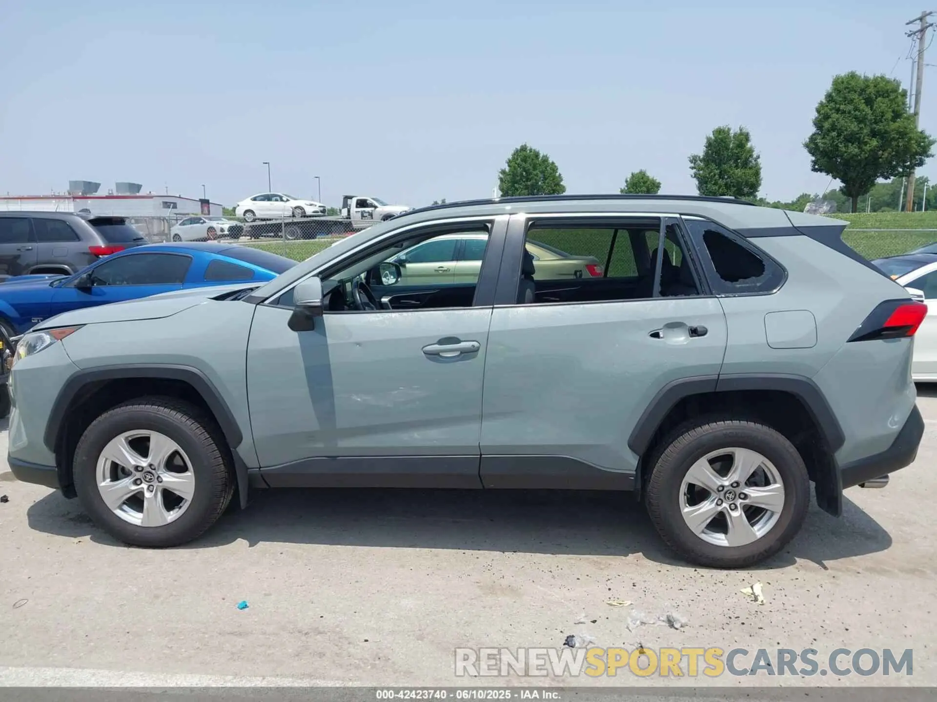 14 Фотография поврежденного автомобиля 2T3W1RFV6MW152395 TOYOTA RAV4 2021
