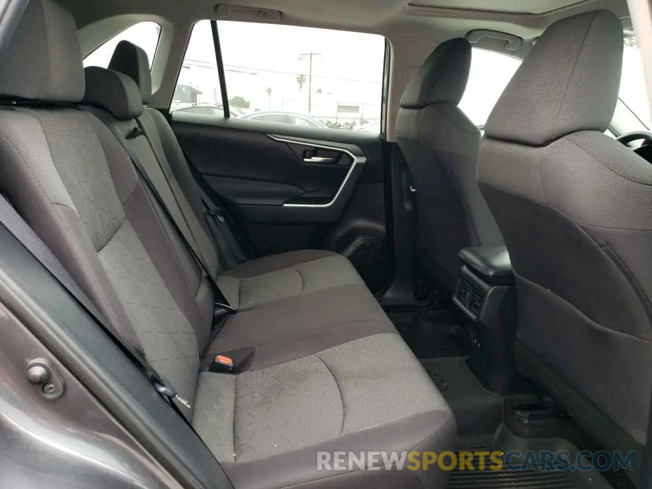 11 Фотография поврежденного автомобиля 2T3W1RFV6MW167575 TOYOTA RAV4 2021