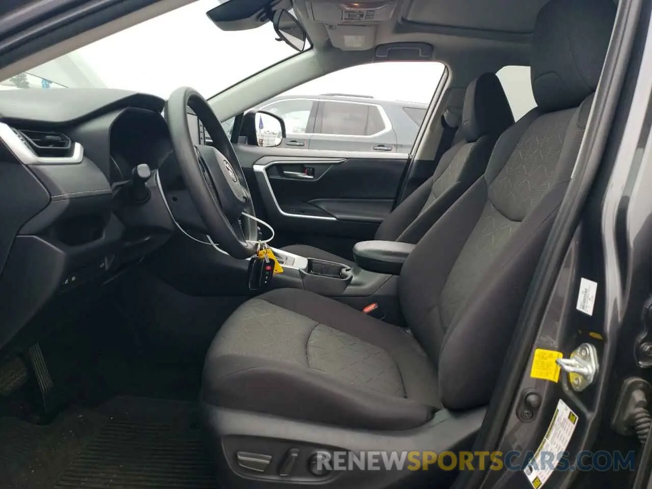 7 Фотография поврежденного автомобиля 2T3W1RFV6MW167575 TOYOTA RAV4 2021