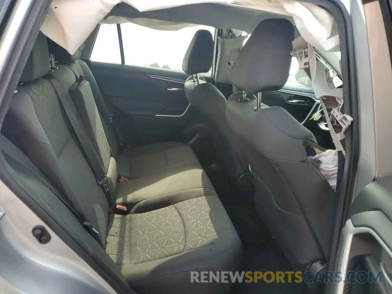10 Фотография поврежденного автомобиля 2T3W1RFV6MW176356 TOYOTA RAV4 2021