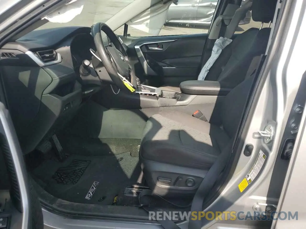 7 Фотография поврежденного автомобиля 2T3W1RFV6MW176356 TOYOTA RAV4 2021