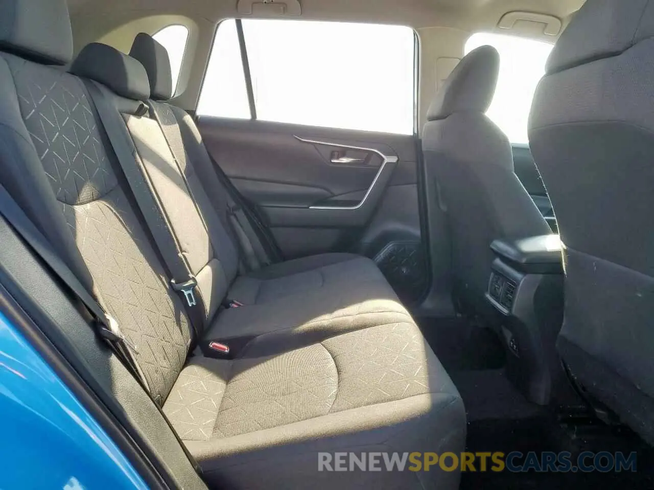 11 Фотография поврежденного автомобиля 2T3W1RFV7MC090071 TOYOTA RAV4 2021