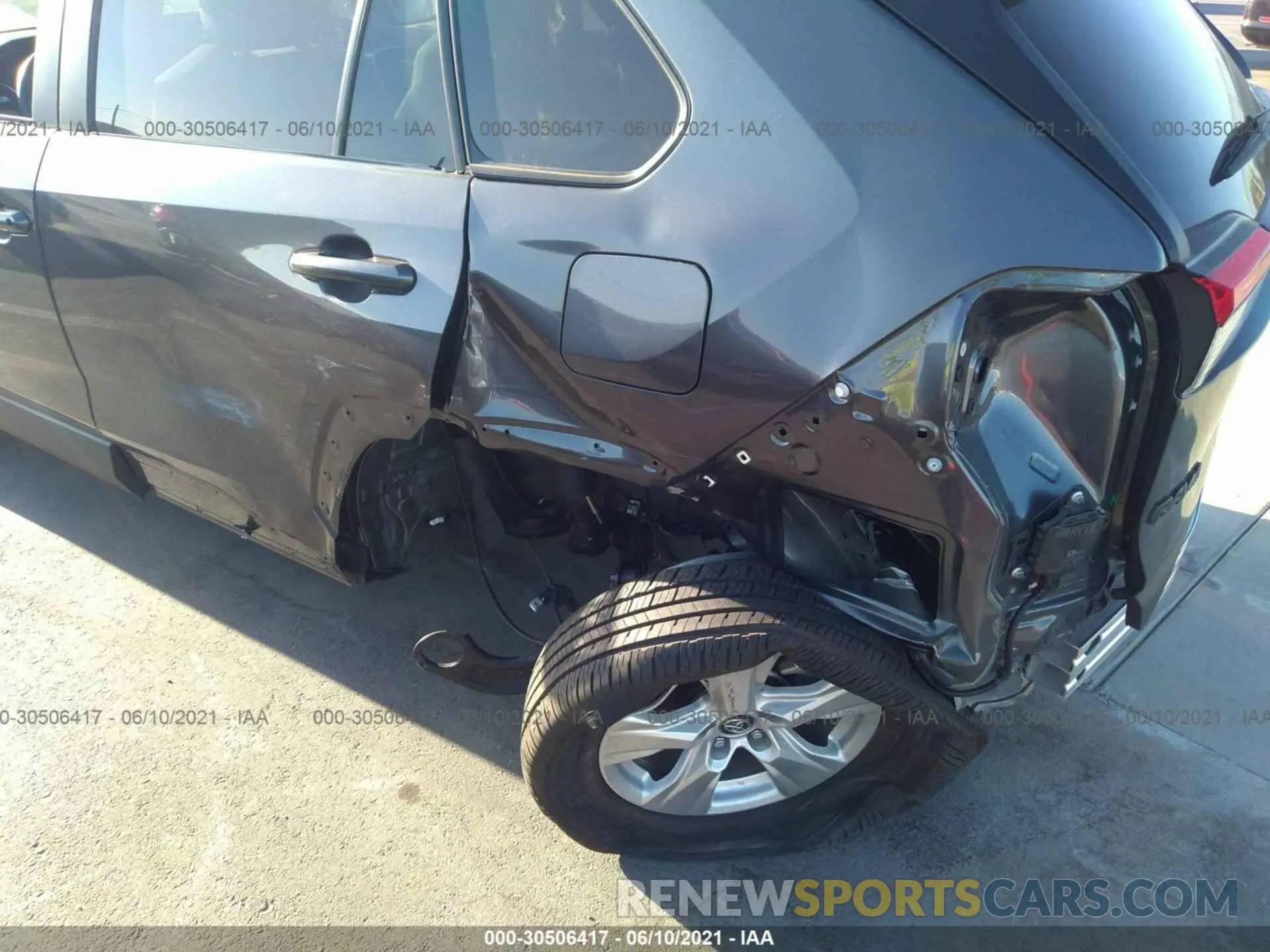 6 Photograph of a damaged car 2T3W1RFV7MC103451 TOYOTA RAV4 2021