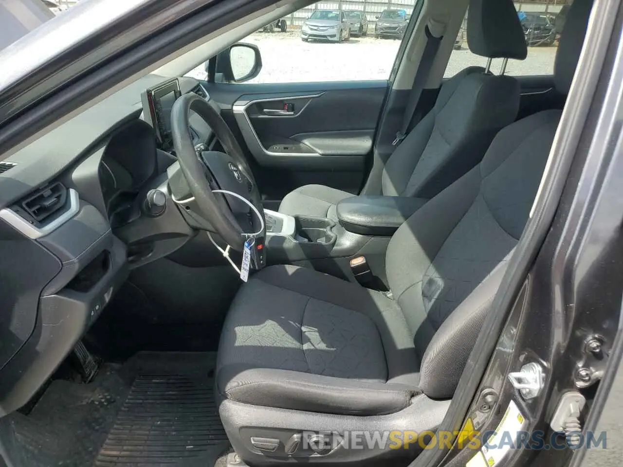 7 Photograph of a damaged car 2T3W1RFV7MC129774 TOYOTA RAV4 2021