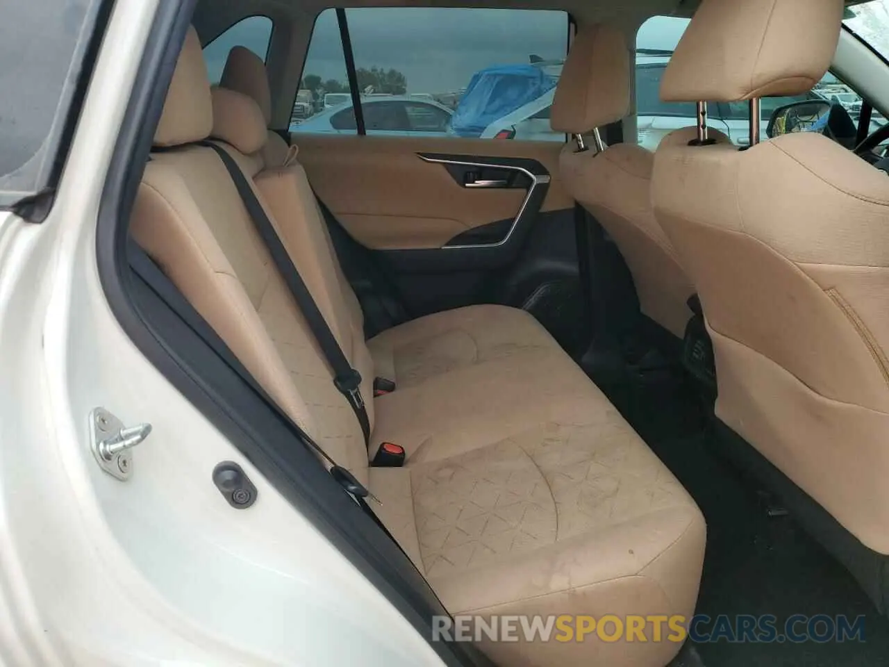 10 Фотография поврежденного автомобиля 2T3W1RFV7MC142010 TOYOTA RAV4 2021