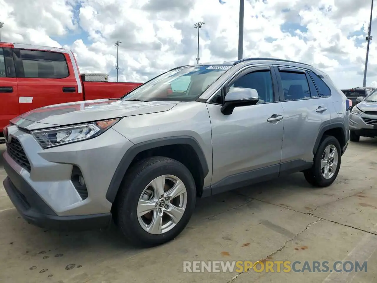 1 Photograph of a damaged car 2T3W1RFV7MC161138 TOYOTA RAV4 2021
