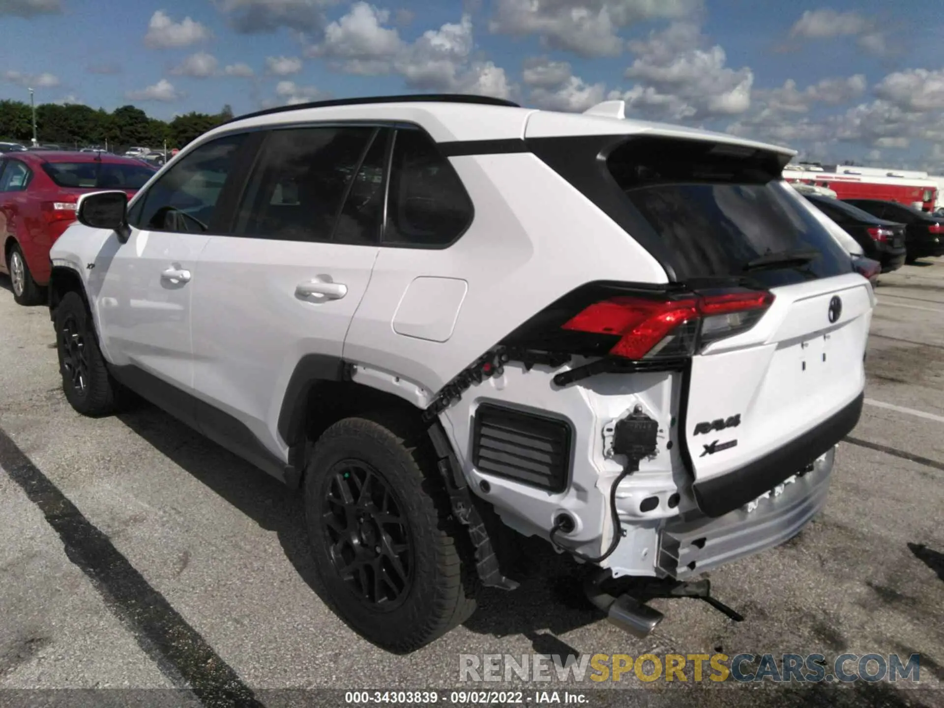 3 Photograph of a damaged car 2T3W1RFV7MC163519 TOYOTA RAV4 2021
