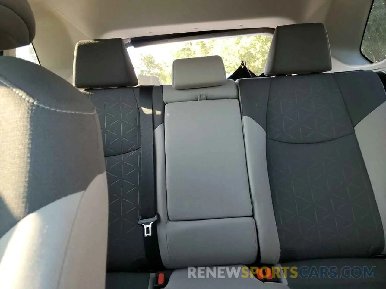10 Фотография поврежденного автомобиля 2T3W1RFV7MW144130 TOYOTA RAV4 2021