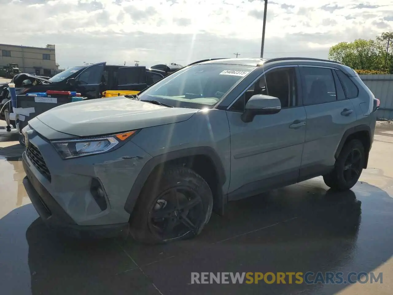 1 Photograph of a damaged car 2T3W1RFV7MW167116 TOYOTA RAV4 2021