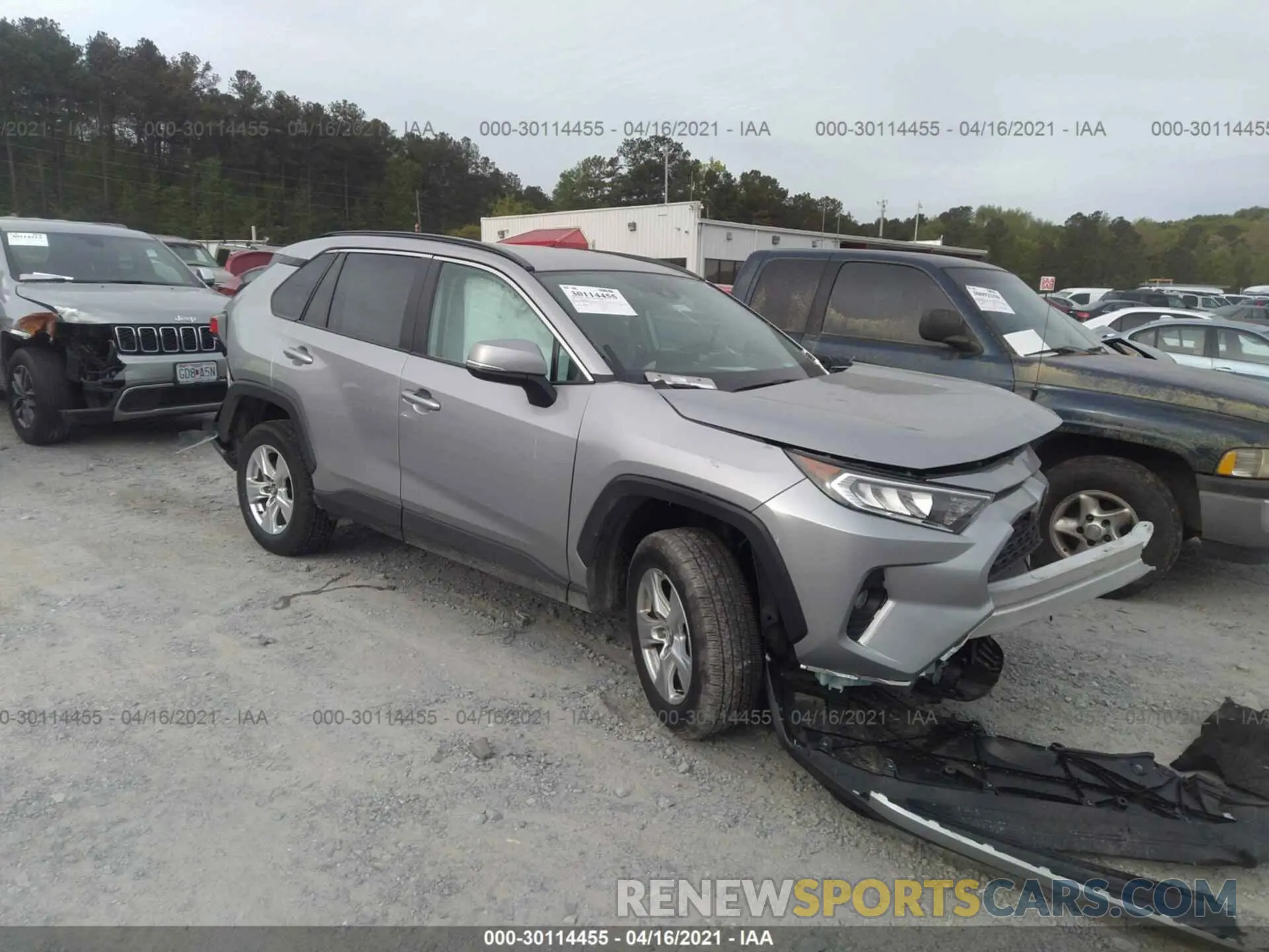 1 Photograph of a damaged car 2T3W1RFV8MC095618 TOYOTA RAV4 2021