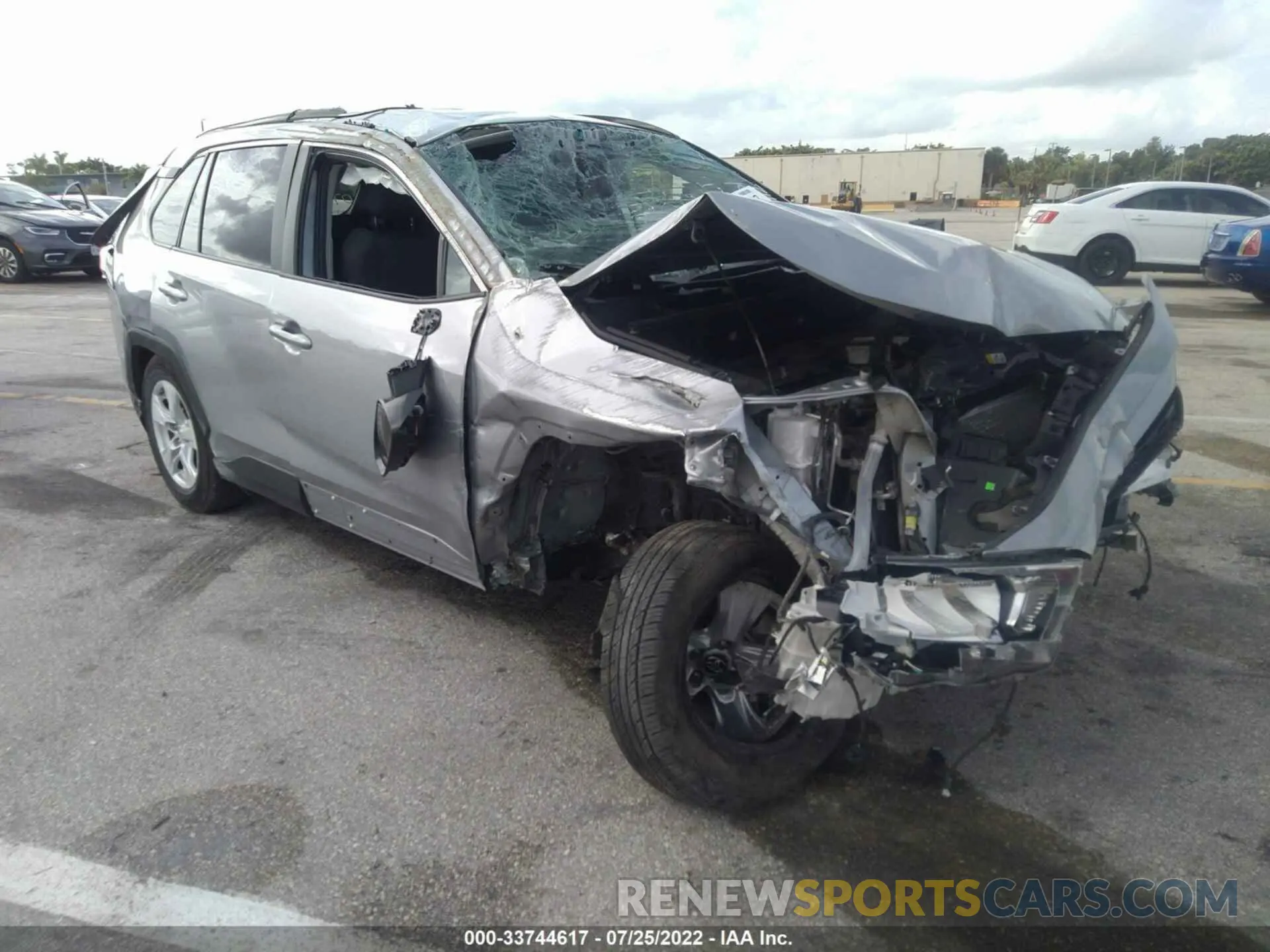 1 Фотография поврежденного автомобиля 2T3W1RFV8MC099961 TOYOTA RAV4 2021