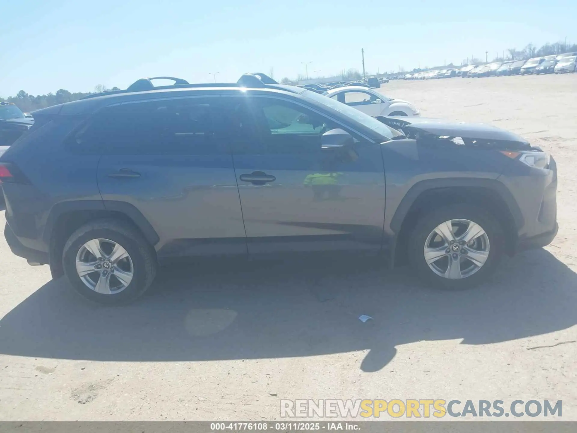 12 Фотография поврежденного автомобиля 2T3W1RFV8MC118377 TOYOTA RAV4 2021