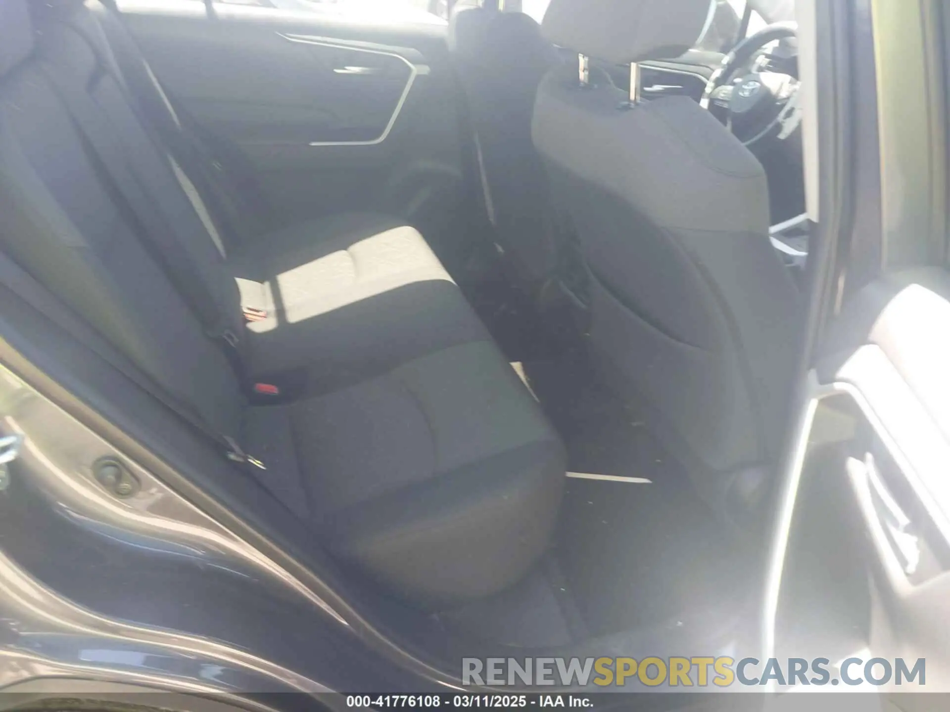 8 Фотография поврежденного автомобиля 2T3W1RFV8MC118377 TOYOTA RAV4 2021