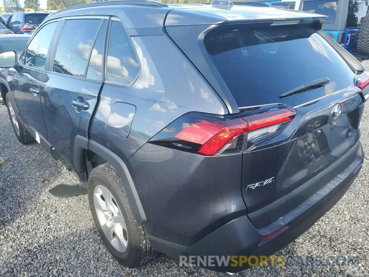 3 Фотография поврежденного автомобиля 2T3W1RFV8MC122073 TOYOTA RAV4 2021