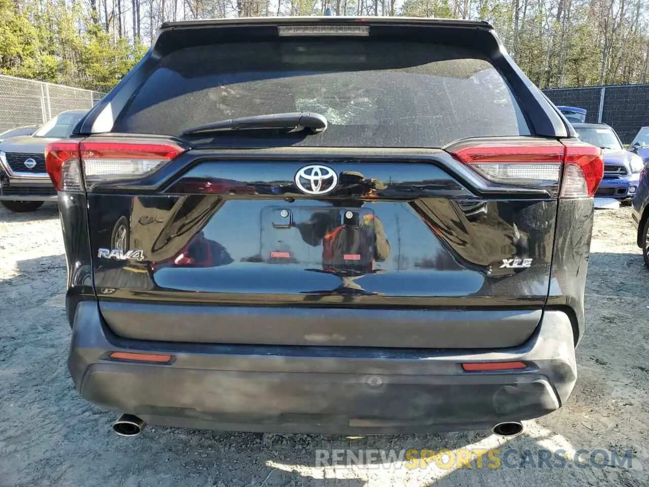 6 Photograph of a damaged car 2T3W1RFV8MC132618 TOYOTA RAV4 2021