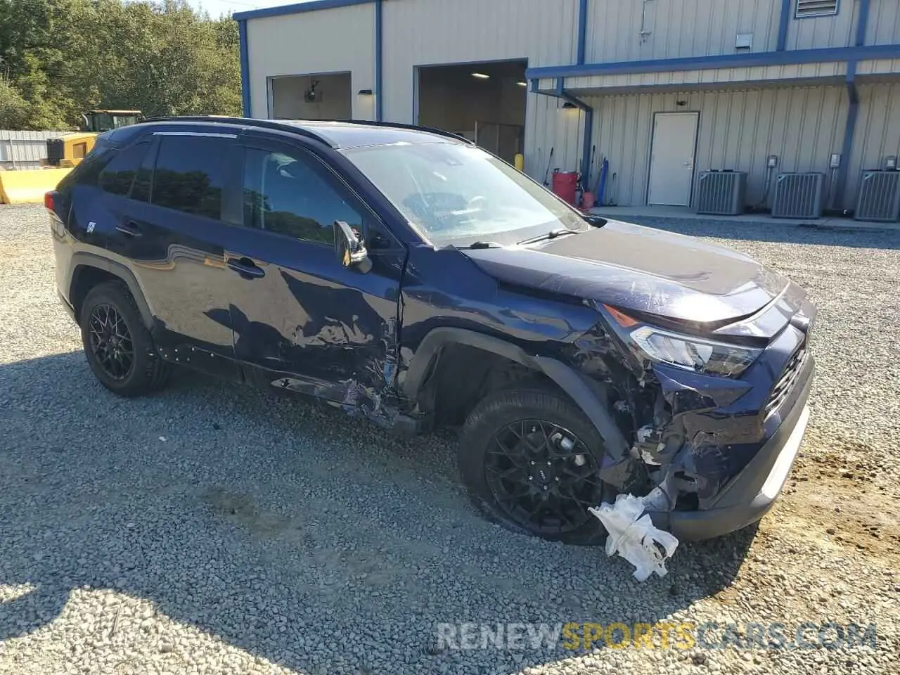 4 Photograph of a damaged car 2T3W1RFV8MW172194 TOYOTA RAV4 2021