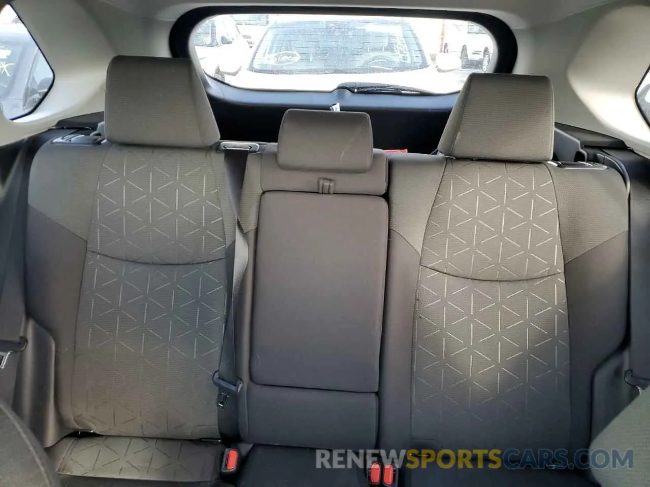 10 Фотография поврежденного автомобиля 2T3W1RFV9MC138475 TOYOTA RAV4 2021