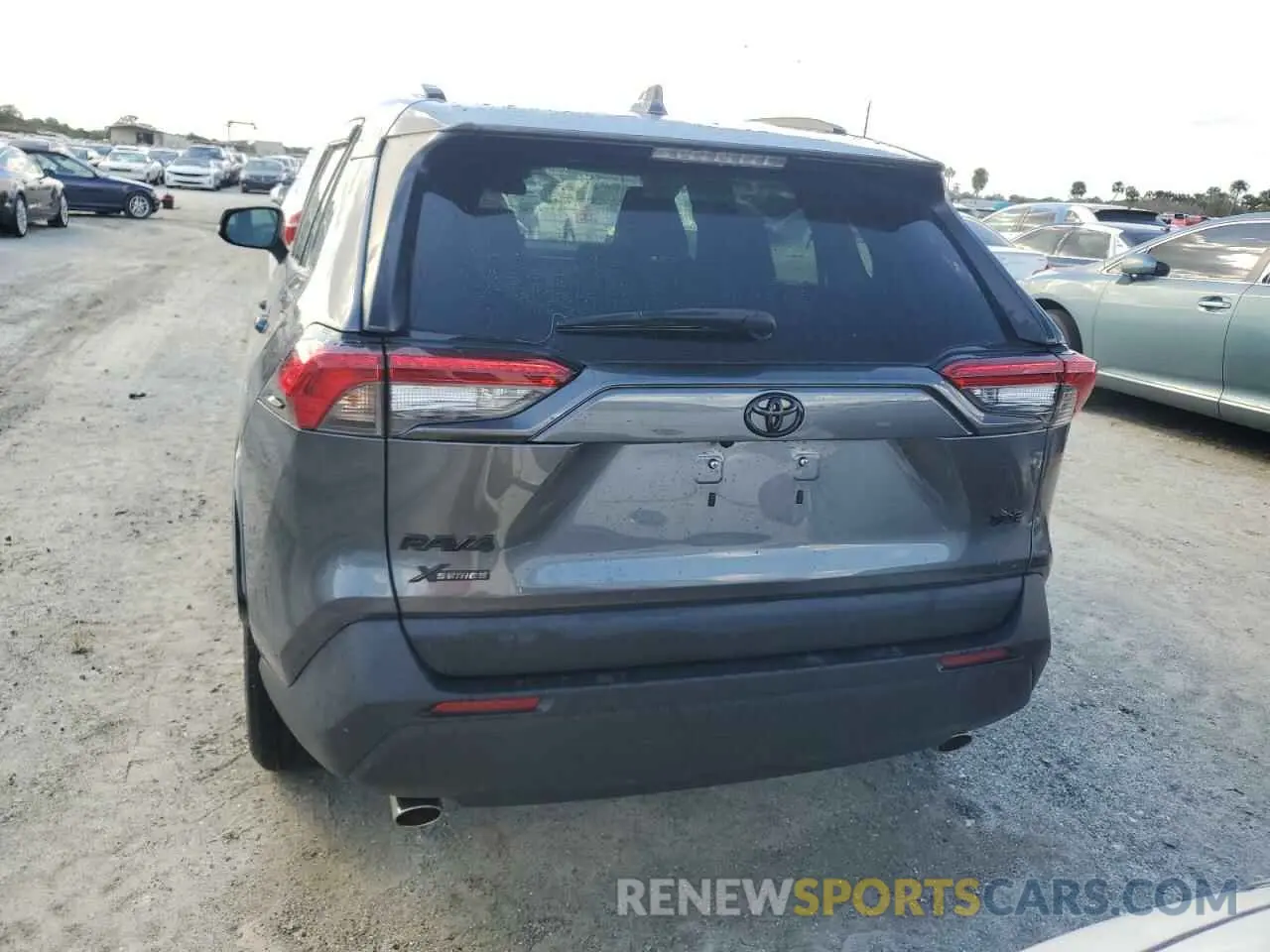 6 Фотография поврежденного автомобиля 2T3W1RFV9MC138475 TOYOTA RAV4 2021