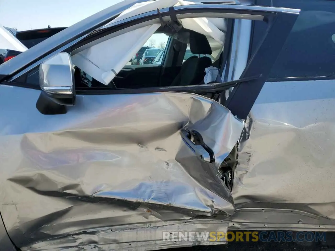 7 Photograph of a damaged car 2T3W1RFV9MC167703 TOYOTA RAV4 2021
