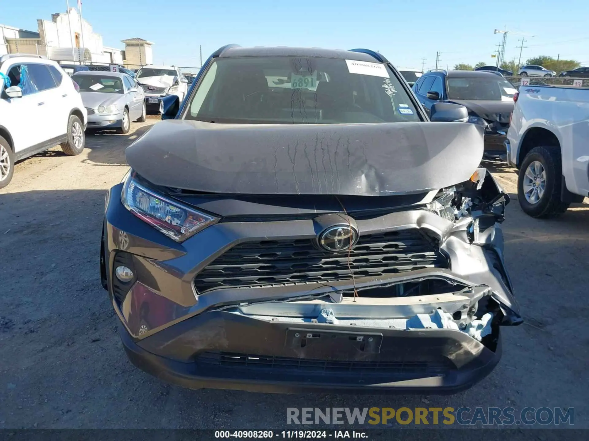 12 Photograph of a damaged car 2T3W1RFV9MW119391 TOYOTA RAV4 2021