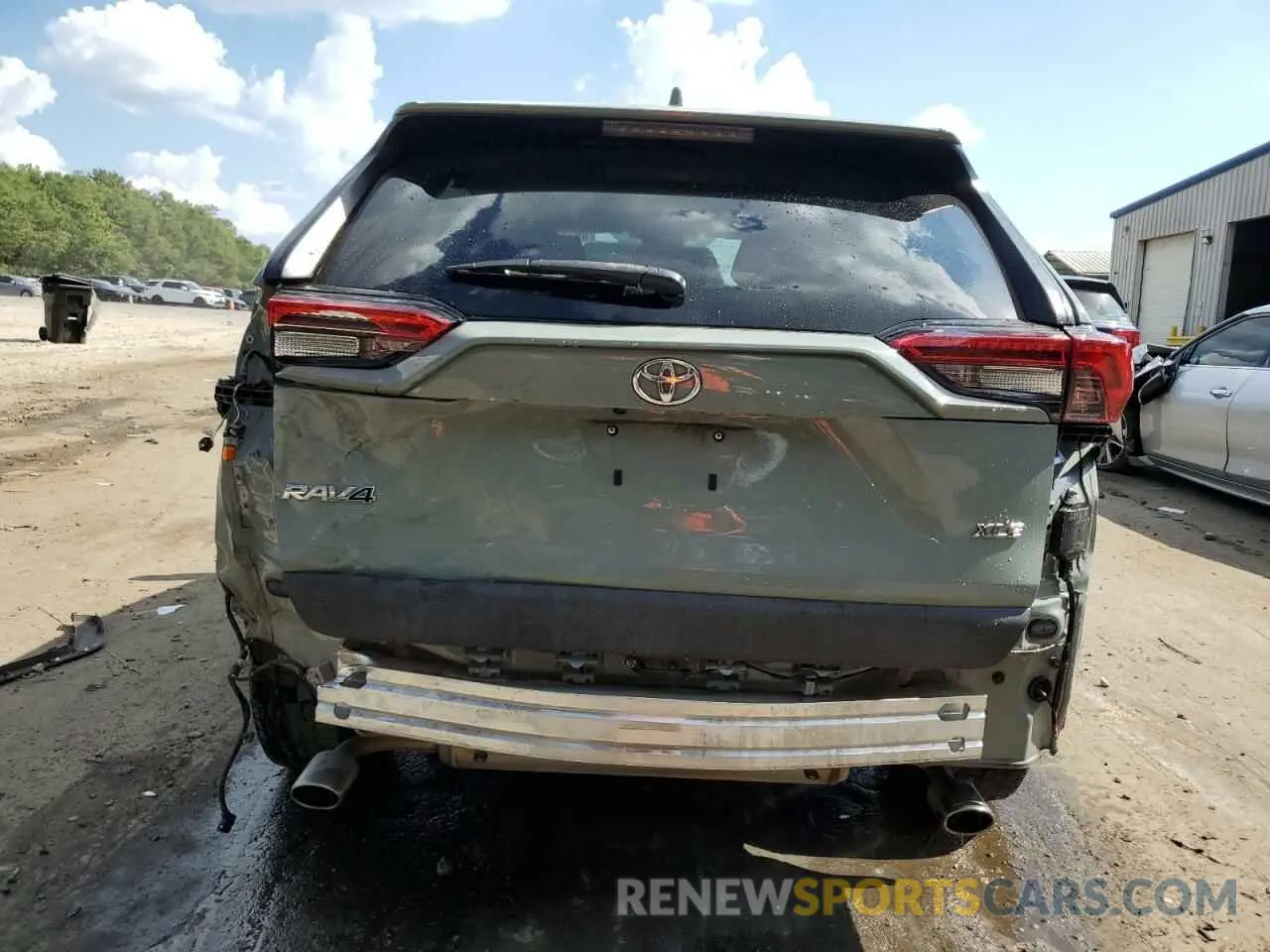 6 Photograph of a damaged car 2T3W1RFV9MW125790 TOYOTA RAV4 2021