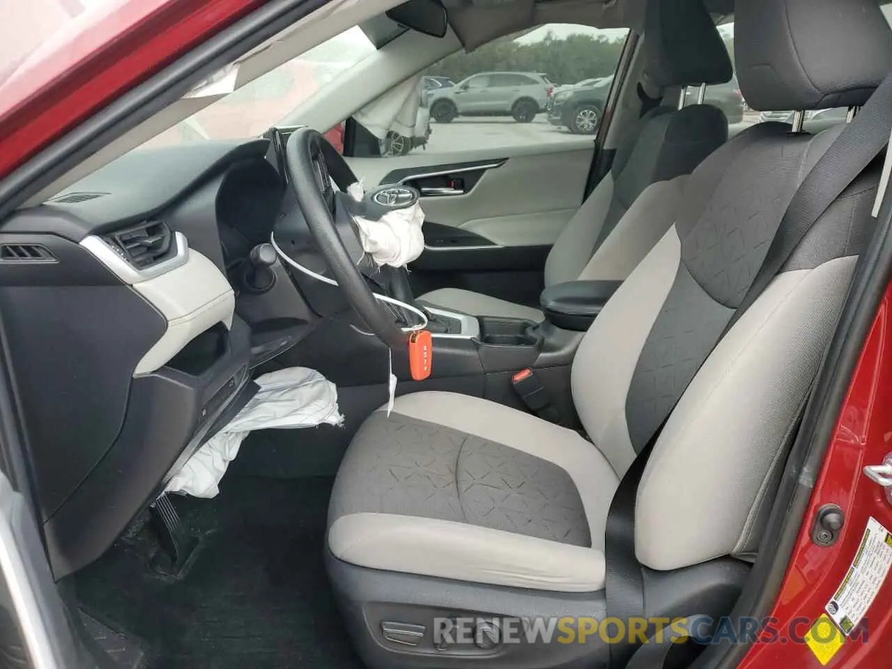 7 Фотография поврежденного автомобиля 2T3W1RFV9MW174052 TOYOTA RAV4 2021