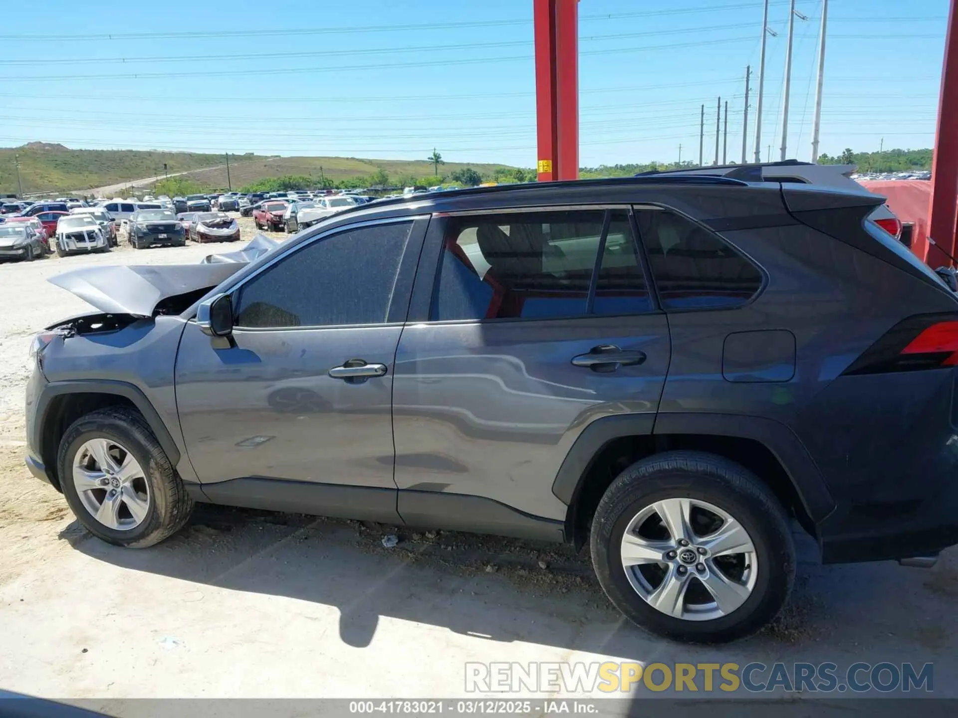 14 Фотография поврежденного автомобиля 2T3W1RFVXMW108061 TOYOTA RAV4 2021
