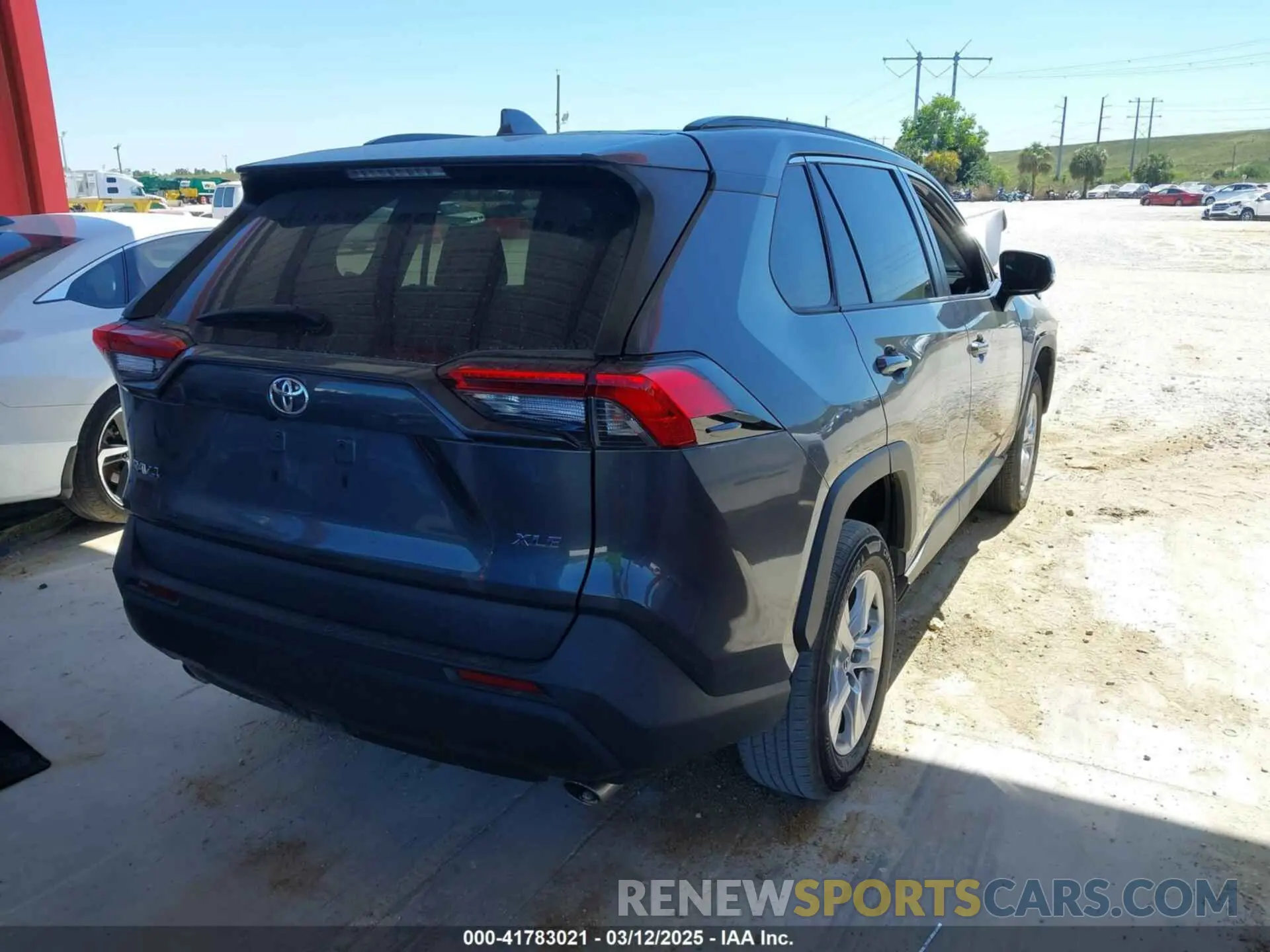 4 Фотография поврежденного автомобиля 2T3W1RFVXMW108061 TOYOTA RAV4 2021