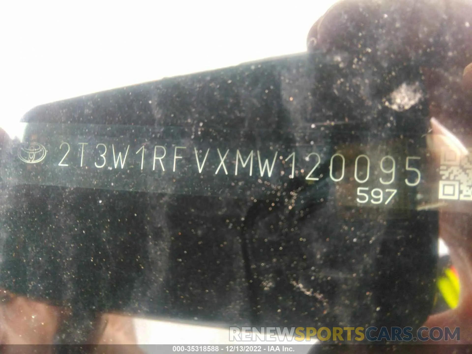 9 Photograph of a damaged car 2T3W1RFVXMW120095 TOYOTA RAV4 2021