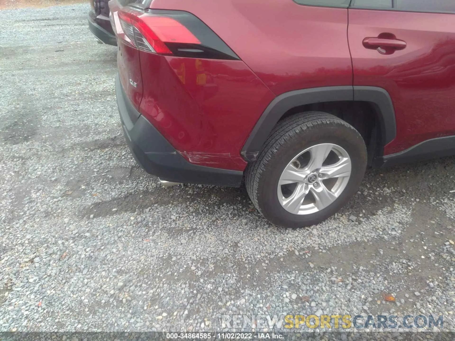 12 Photograph of a damaged car 2T3W1RFVXMW142954 TOYOTA RAV4 2021