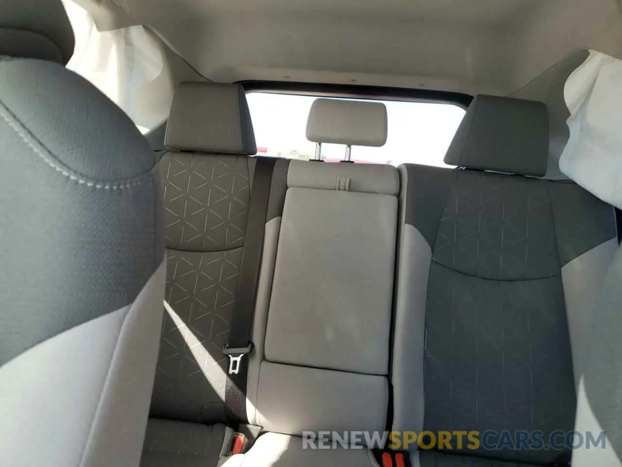 10 Фотография поврежденного автомобиля 2T3W1RFVXMW174349 TOYOTA RAV4 2021