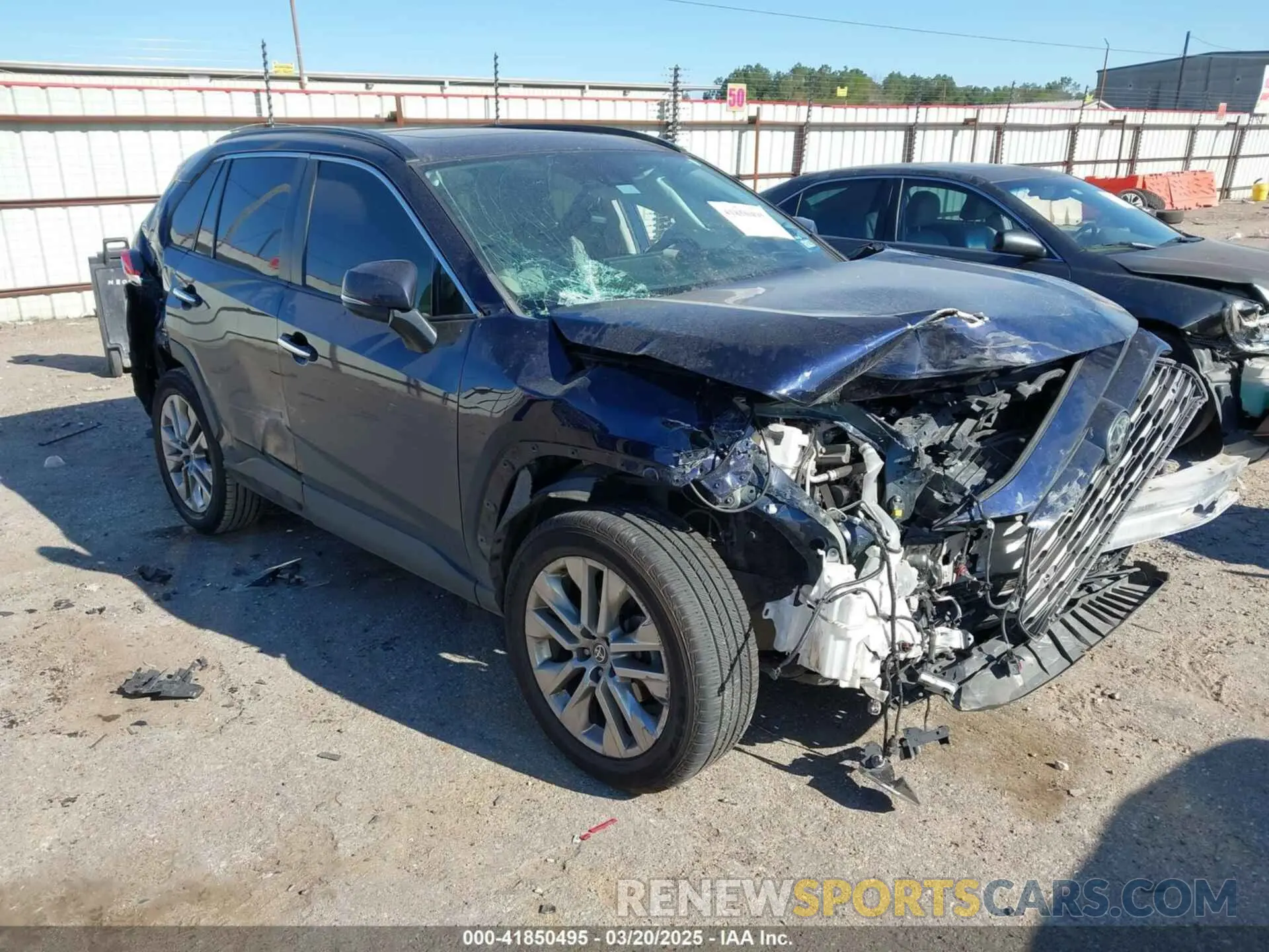 1 Photograph of a damaged car 2T3Y1RFV2MW149034 TOYOTA RAV4 2021