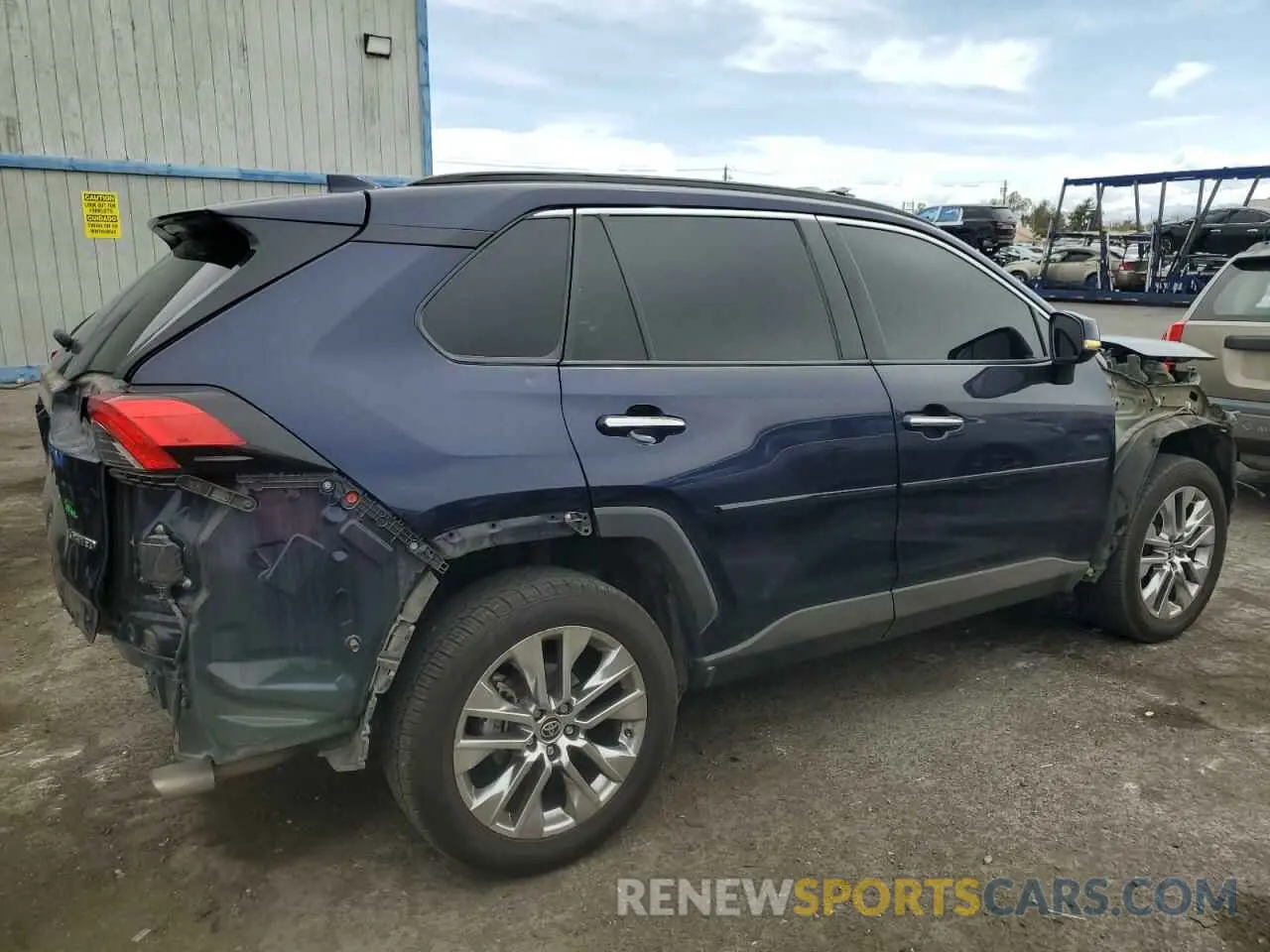 3 Фотография поврежденного автомобиля 2T3Y1RFV8MW170261 TOYOTA RAV4 2021