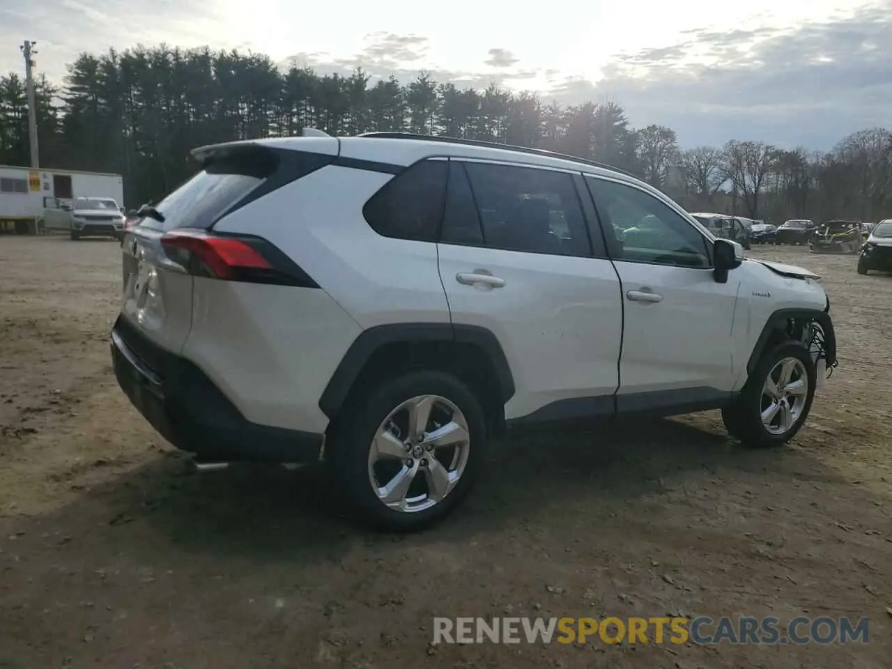 3 Photograph of a damaged car 4T3B6RFV1MU049966 TOYOTA RAV4 2021