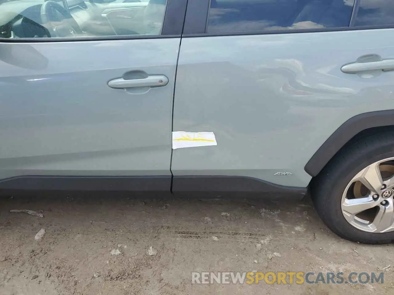 13 Photograph of a damaged car 4T3B6RFV3MU040718 TOYOTA RAV4 2021