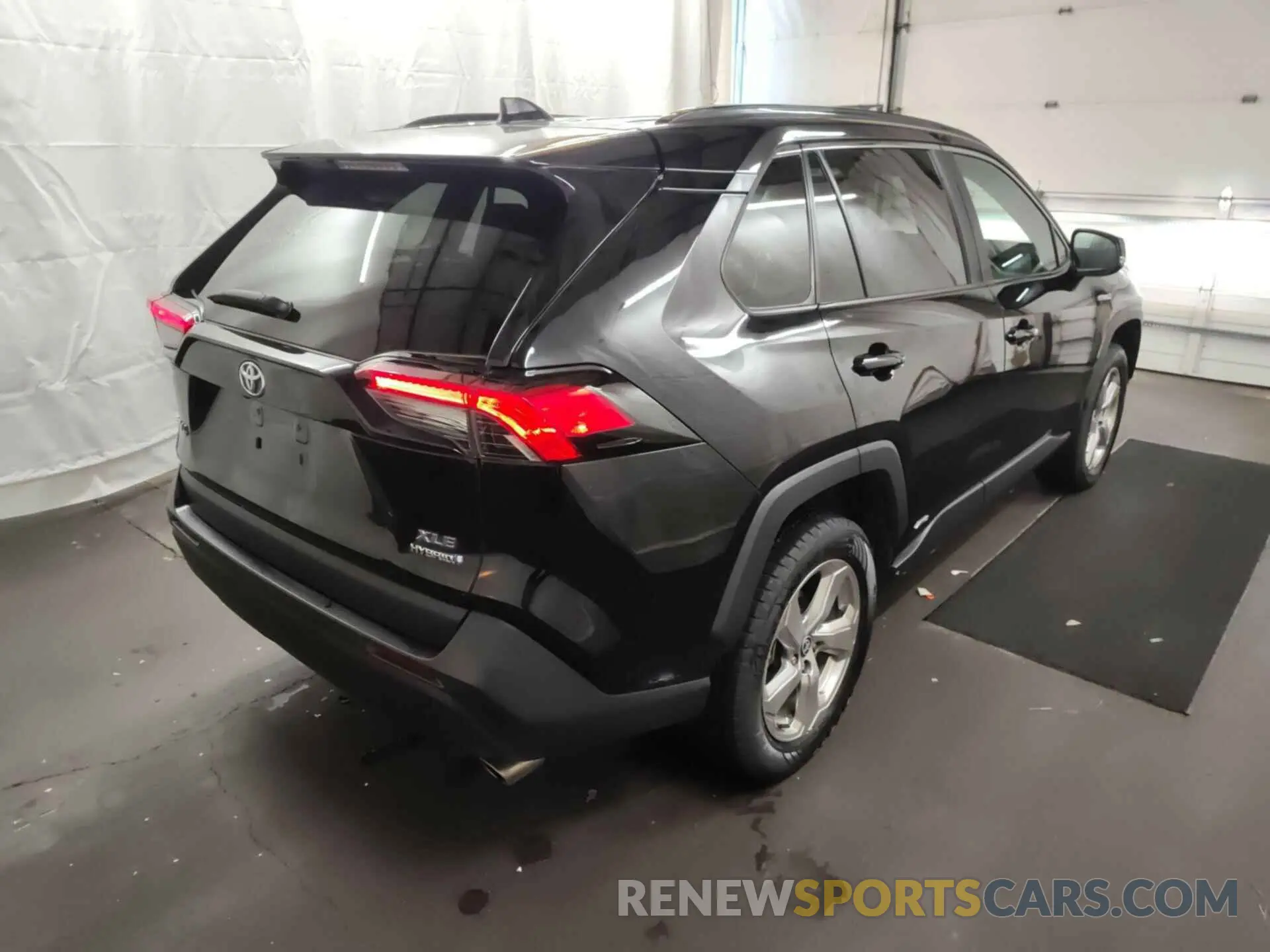 2 Фотография поврежденного автомобиля 4T3B6RFV7MU046439 TOYOTA RAV4 2021