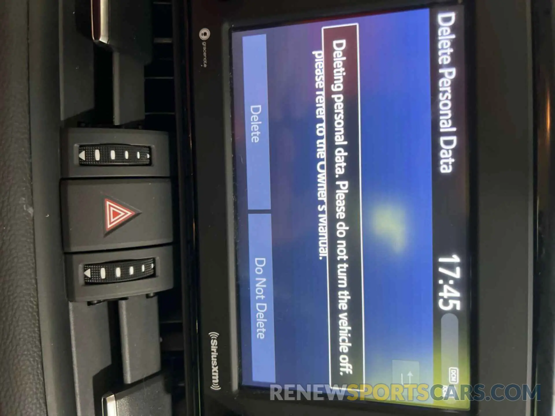 21 Фотография поврежденного автомобиля 4T3B6RFV7MU046439 TOYOTA RAV4 2021