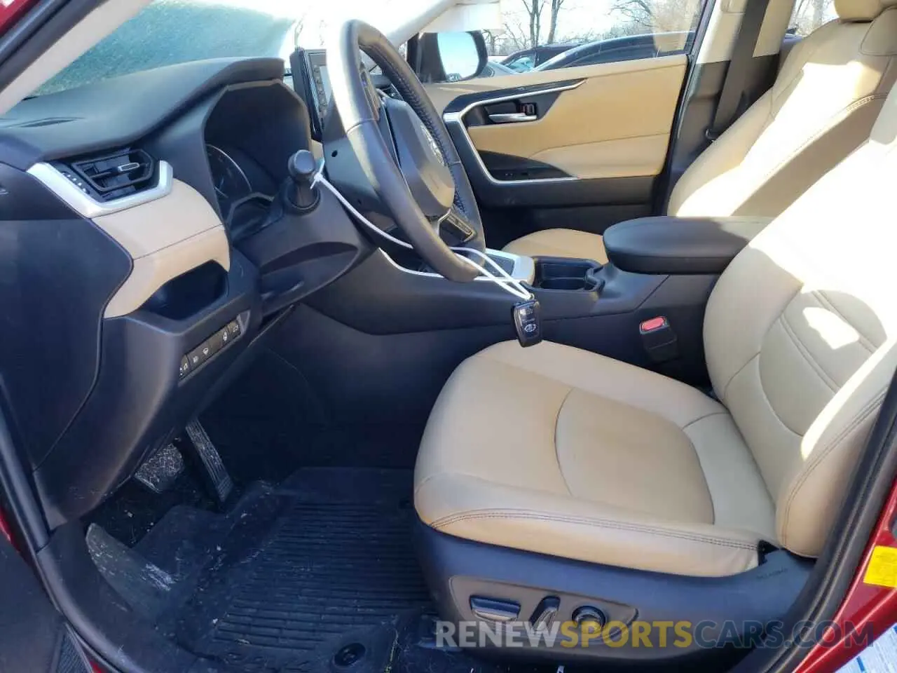 7 Фотография поврежденного автомобиля 4T3B6RFV9MU051867 TOYOTA RAV4 2021