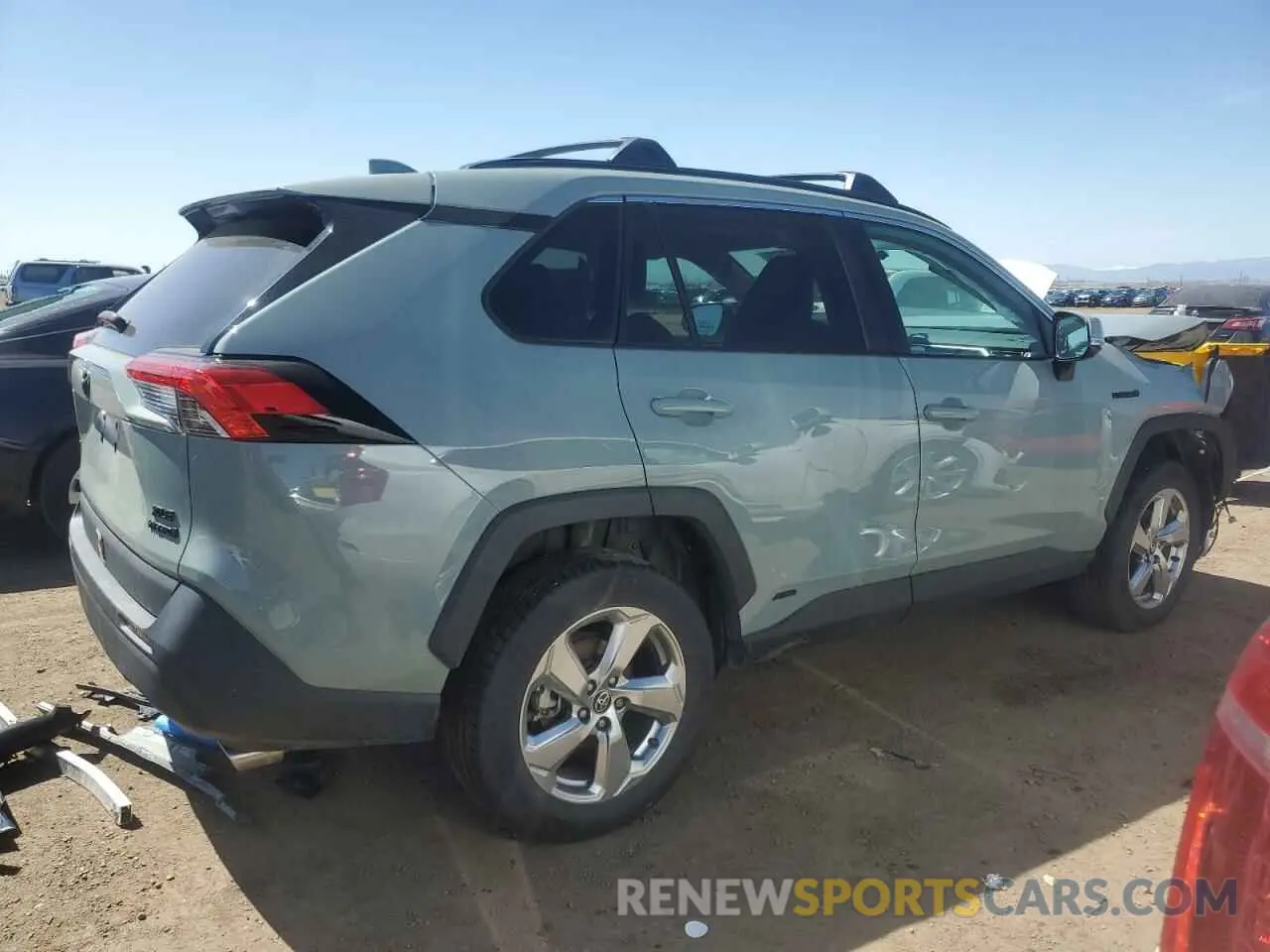 3 Photograph of a damaged car 4T3B6RFVXMU032633 TOYOTA RAV4 2021