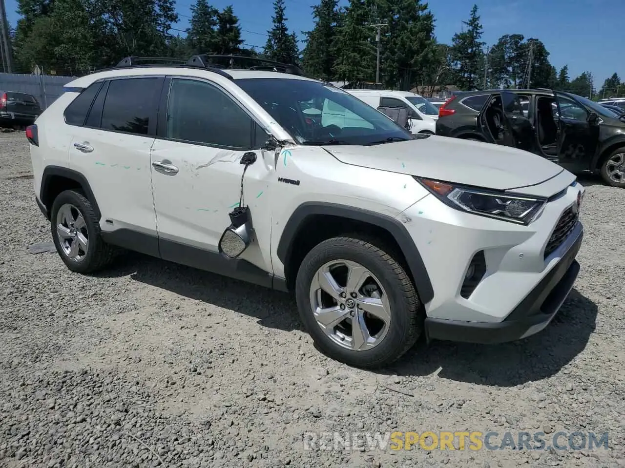 4 Photograph of a damaged car 4T3D6RFV3MU017979 TOYOTA RAV4 2021