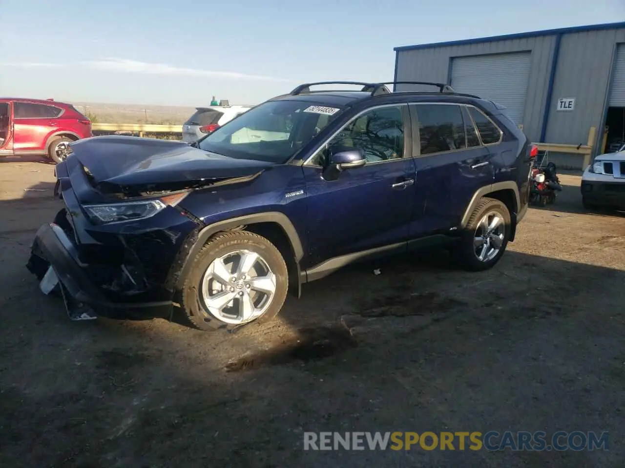1 Фотография поврежденного автомобиля 4T3D6RFV3MU032207 TOYOTA RAV4 2021