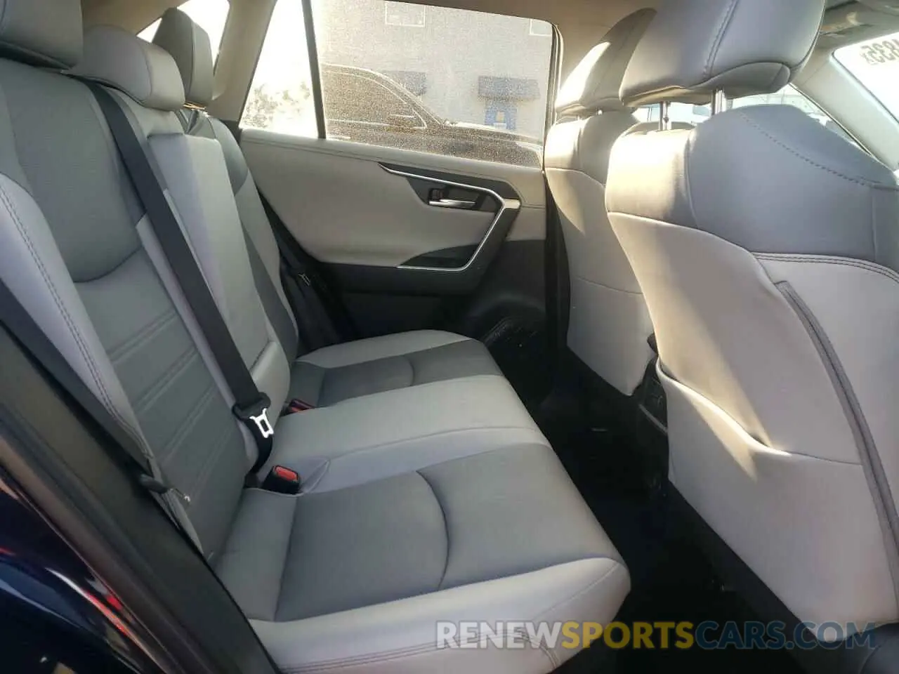 12 Фотография поврежденного автомобиля 4T3D6RFV3MU032207 TOYOTA RAV4 2021