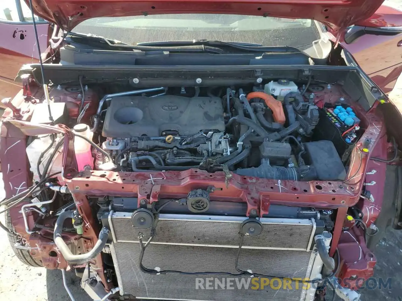 11 Photograph of a damaged car 4T3D6RFV3MU055700 TOYOTA RAV4 2021
