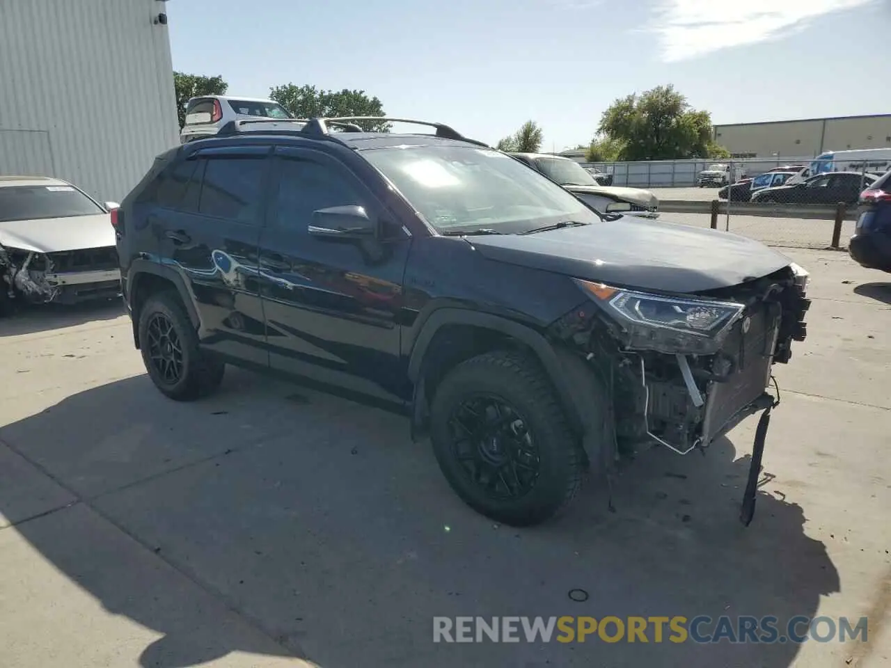 4 Photograph of a damaged car 4T3D6RFV5MU055942 TOYOTA RAV4 2021