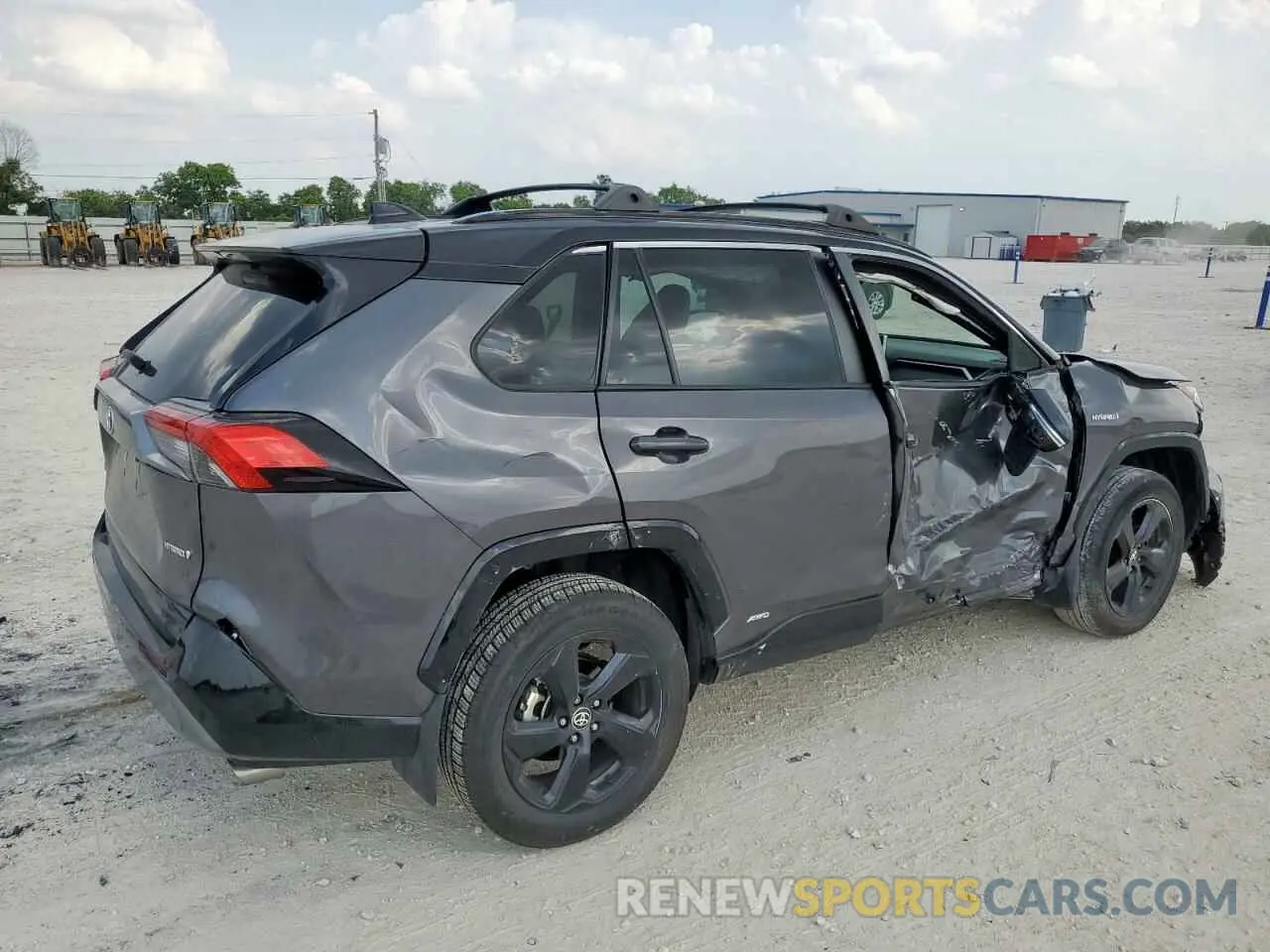 3 Photograph of a damaged car 4T3E6RFV0MU061796 TOYOTA RAV4 2021