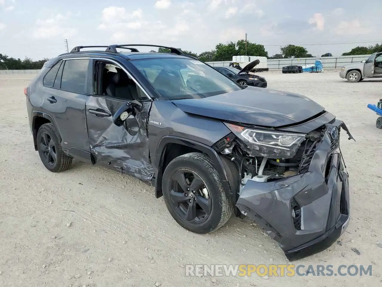 4 Photograph of a damaged car 4T3E6RFV0MU061796 TOYOTA RAV4 2021