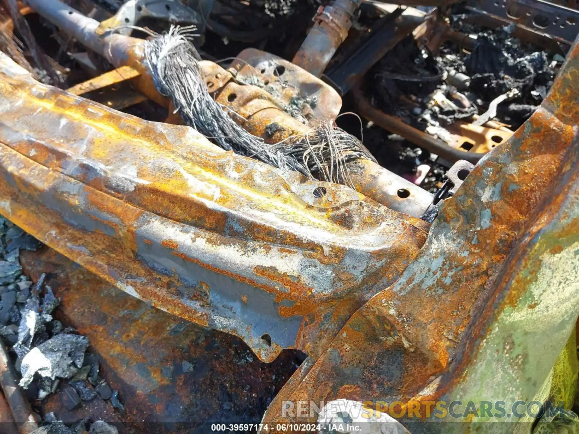 9 Photograph of a damaged car 4T3E6RFV3MU032003 TOYOTA RAV4 2021
